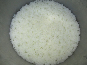 steamed rice cooked in a pot